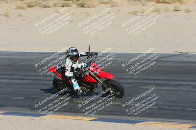 media/Jan-13-2025-Ducati Revs (Mon) [[8d64cb47d9]]/3-B Group/Session 5  (Turn 10 Inside)/